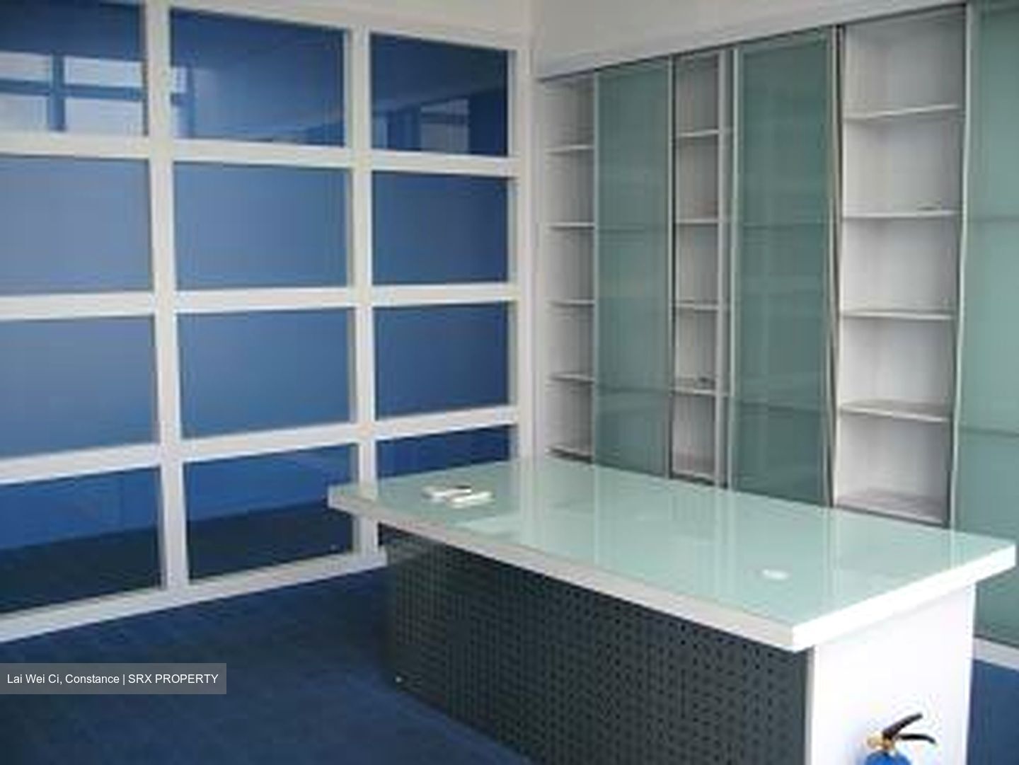 Jalan Lembah Kallang (D12), Office #454708541